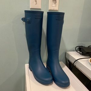 Women’s Tall Rain Boots